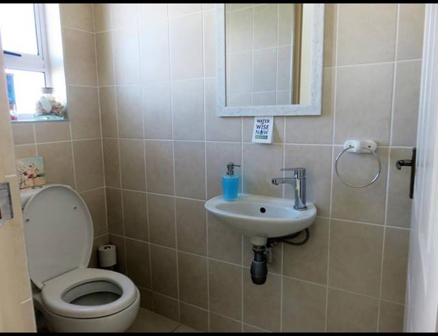 3 BEDROOM TOWNHOUSE FOR SALE IN LAAIPLEK